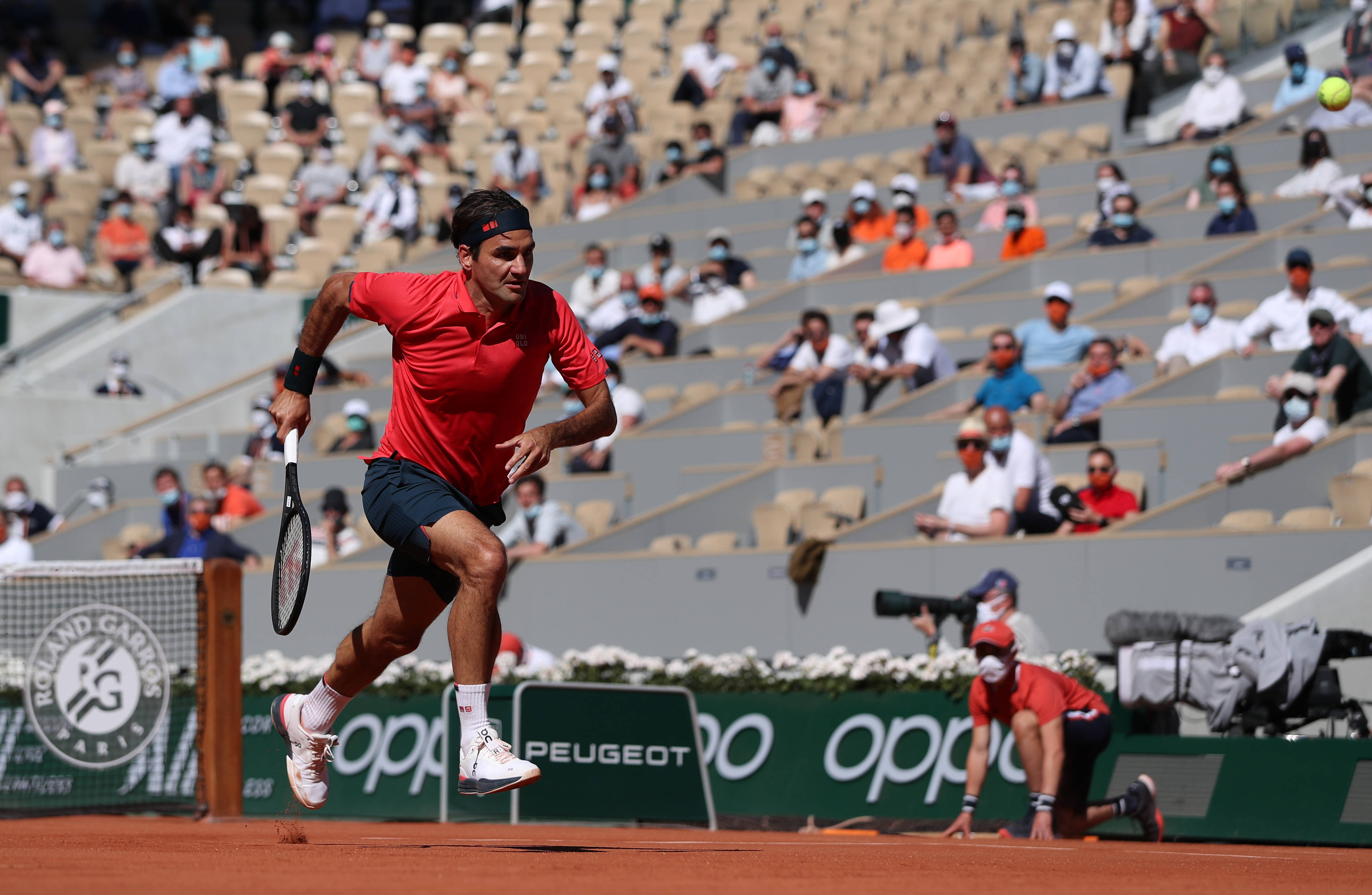 PG电子线上登入-包含欧洲网球队强势日本网球队，费德勒三分雨点燃全场的词条