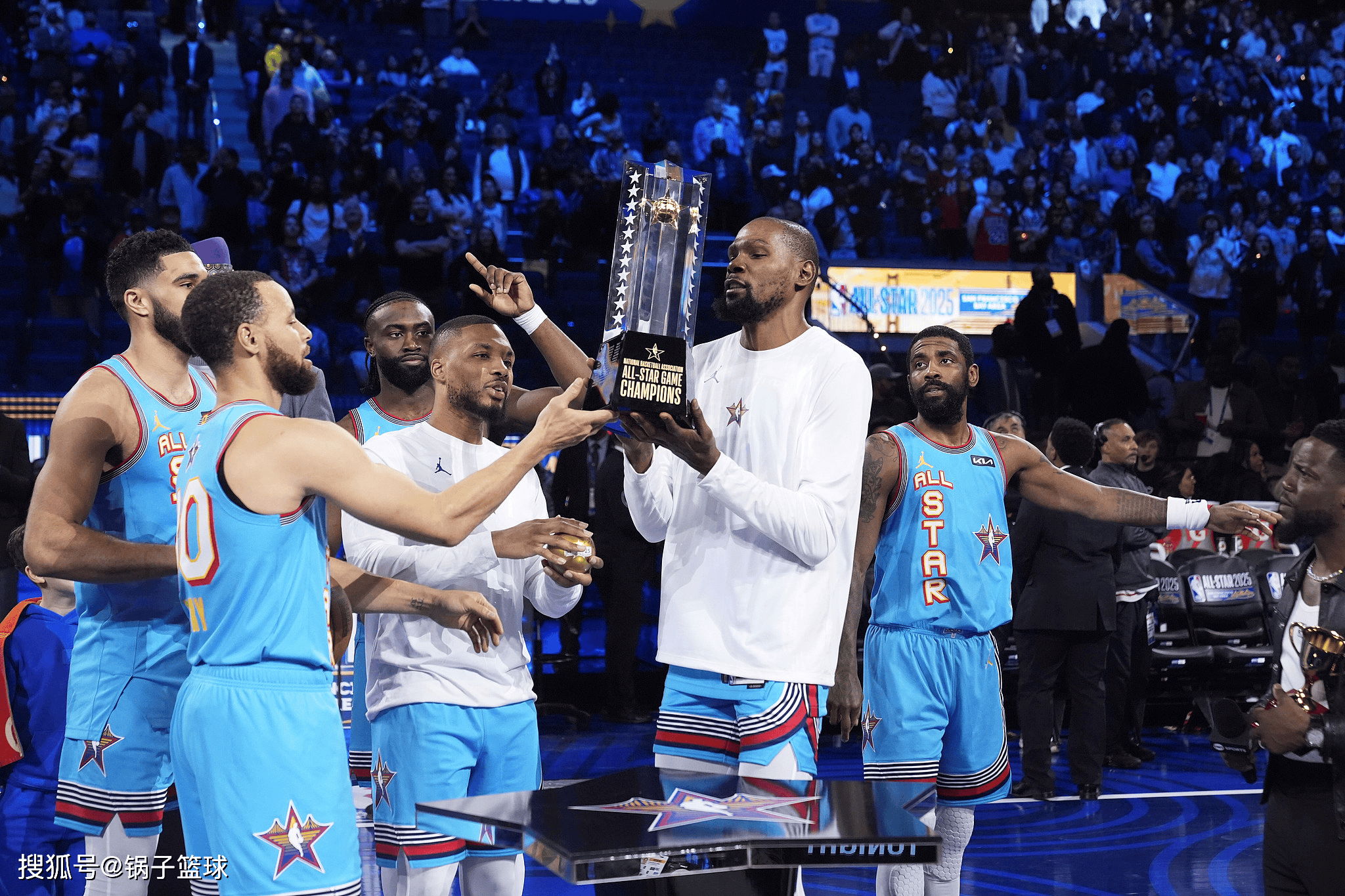 PG电子娱乐官网-黑山篮球明星夺得全明星赛MVP的简单介绍