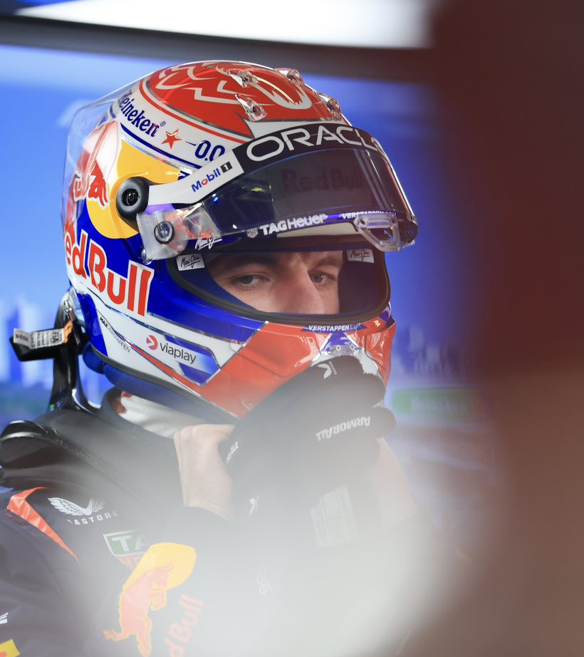 雷诺车队轻取威廉姆斯，维斯塔潘高光表现的简单介绍