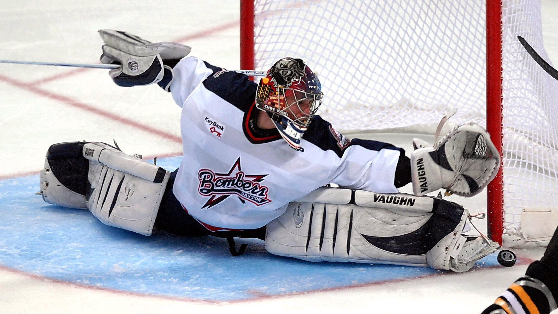 爱德华兹彻底打爆防线,马刺收割魔术,新生代与体系的完美交响