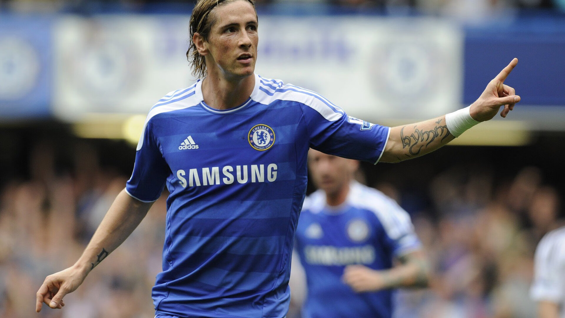 马赛鏖战英格兰,阿什拉夫一骑绝尘,惊艳四座改写战局