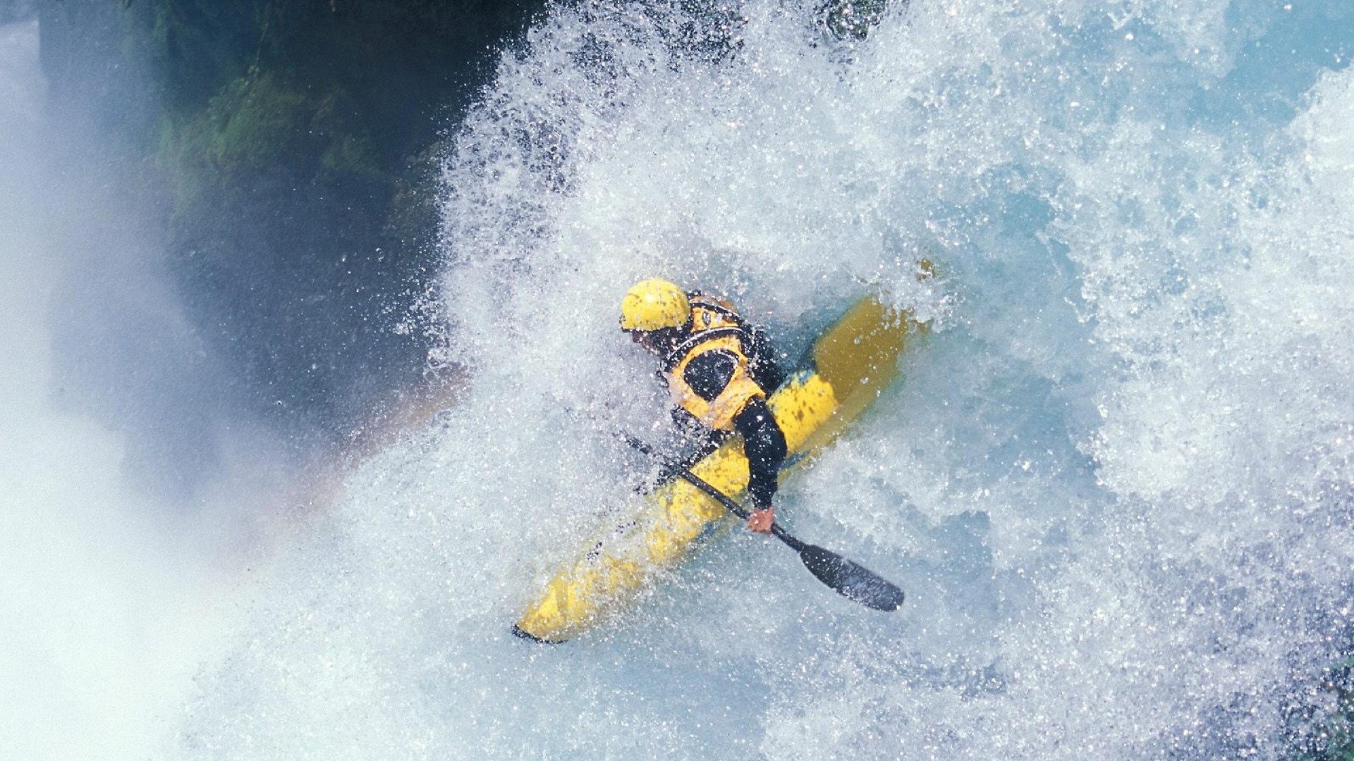 美网险胜法网,辛纳点燃赛场,新王加冕与时代更迭的史诗之夜
